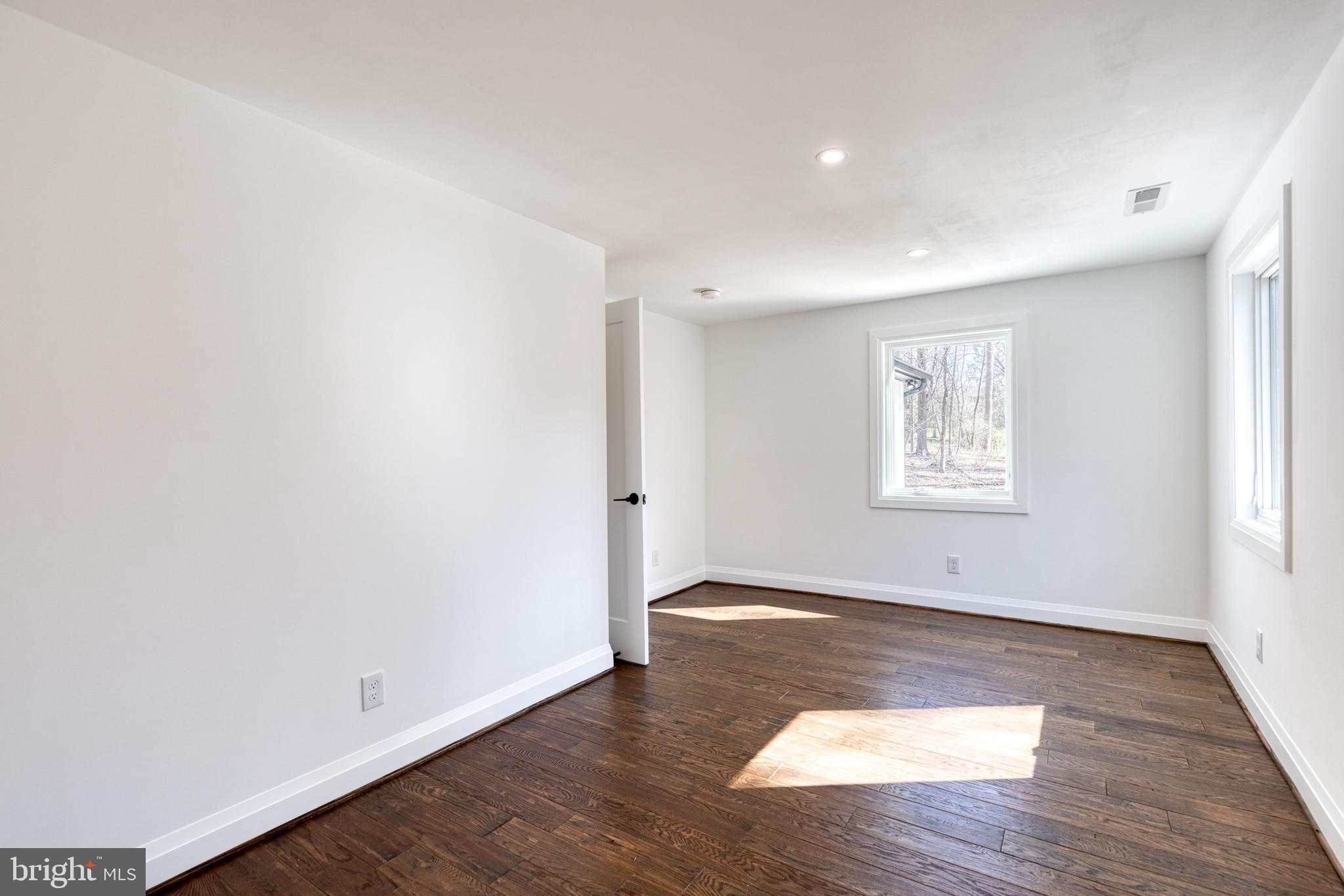 14302 Manor Road Phoenix, MD 21131 - Photo 41 of 57