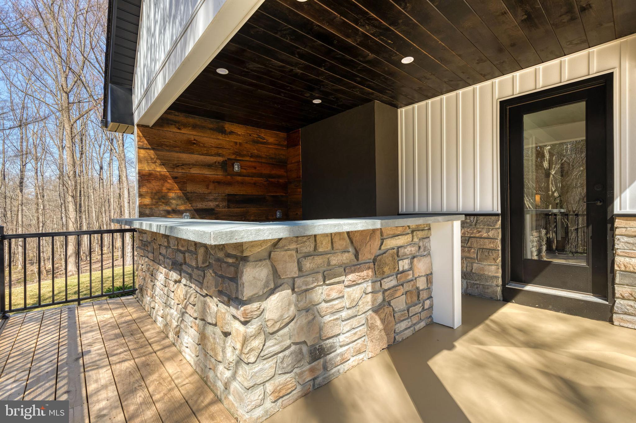 14302 Manor Road Phoenix, MD 21131 - Photo 10 of 57