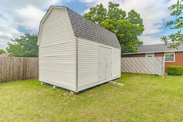 $1,700 | 1912 Southeast 15th Street, Mineral Wells, TX 76067