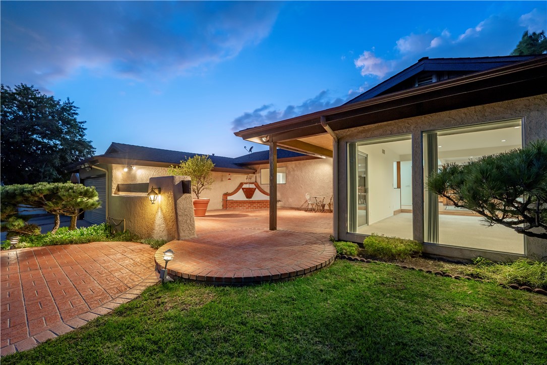 9869 Lanark Street Sun Valley, CA 91352 - Photo 4 of 22 a view of a house with backyard and porch