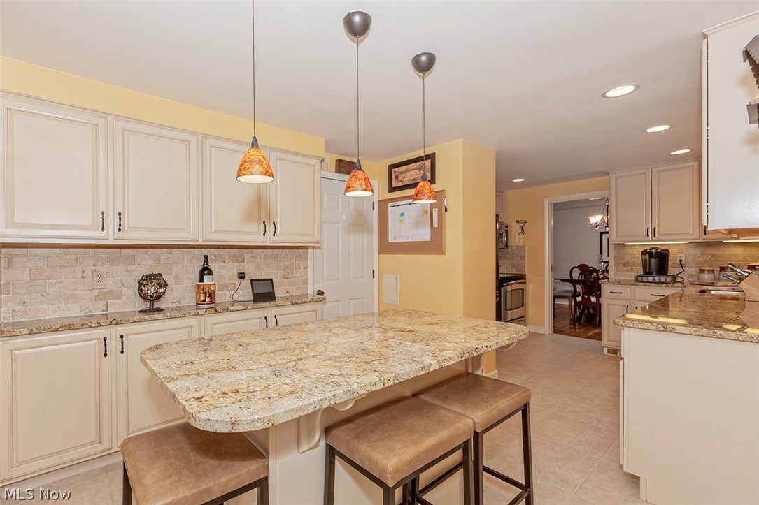 1131 Brainard Road Lyndhurst, OH 44124 - Photo 17 of 35