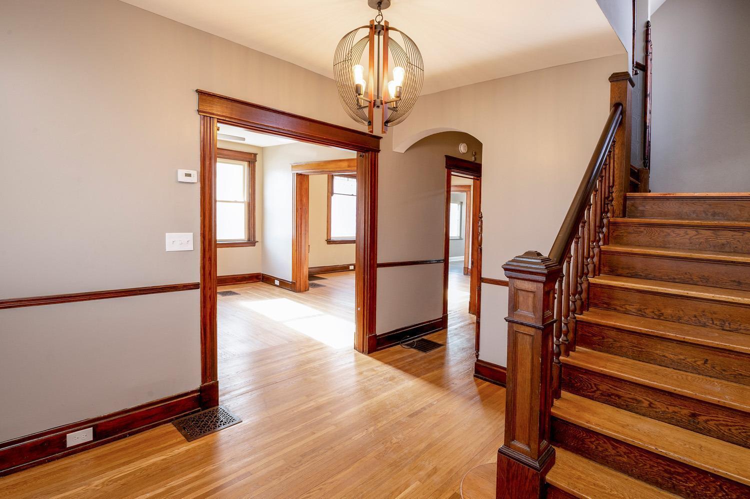 3475 Montgomery Road Cincinnati, OH 45207 - Photo 4 of 42 Gallery Image 4