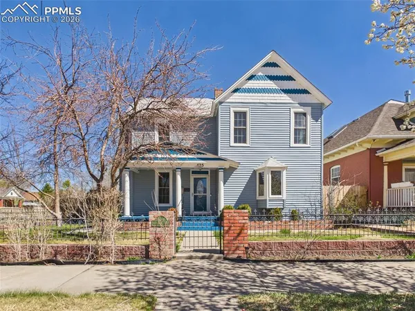 $299,900 | 425 West Pitkin Avenue, Pueblo, CO 81004