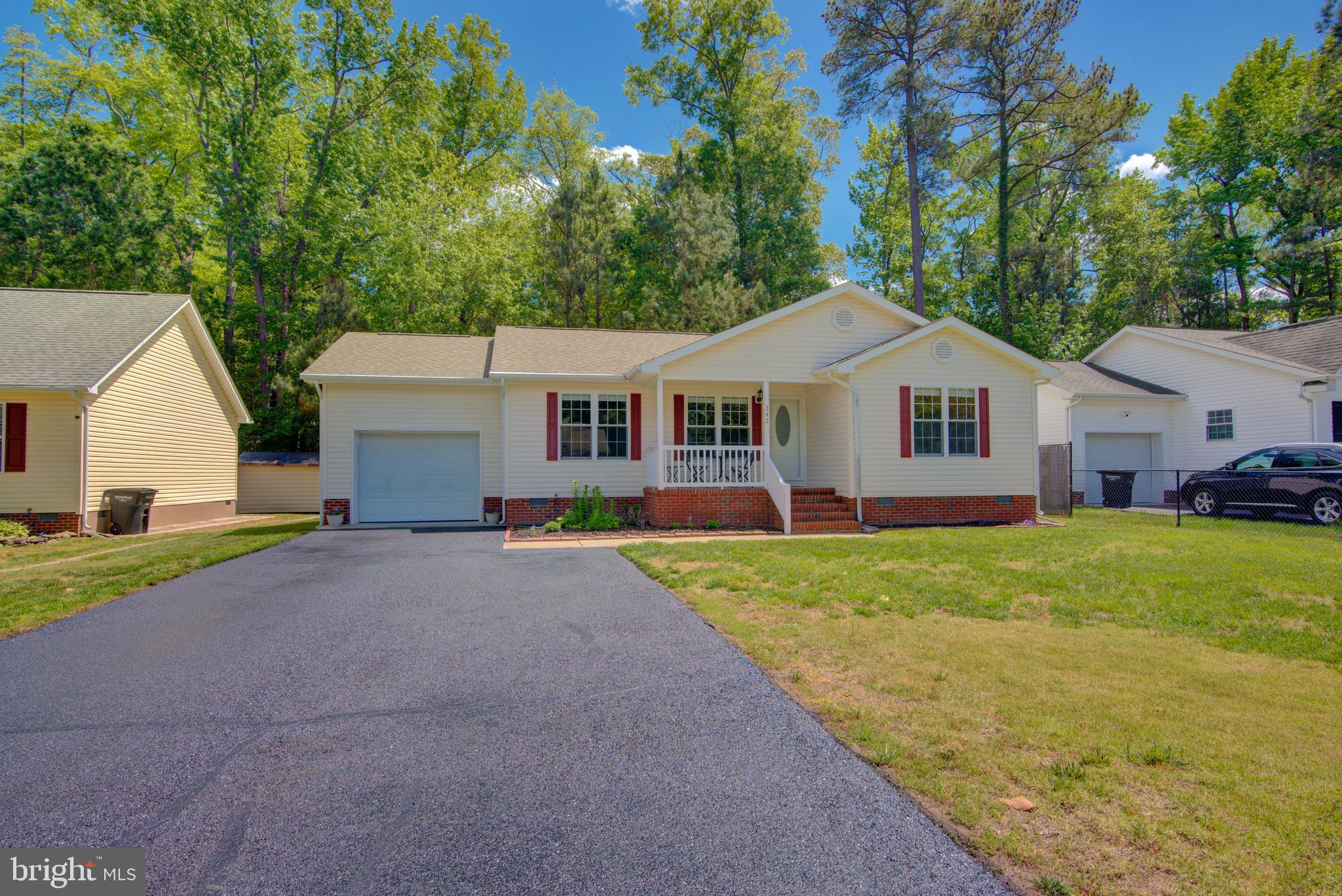 342 9th Street Colonial Beach, VA 22443 - Photo 4 of 36