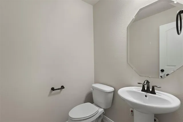 $2,950 | 10868 Sedalia Drive, McKinney, TX 75072