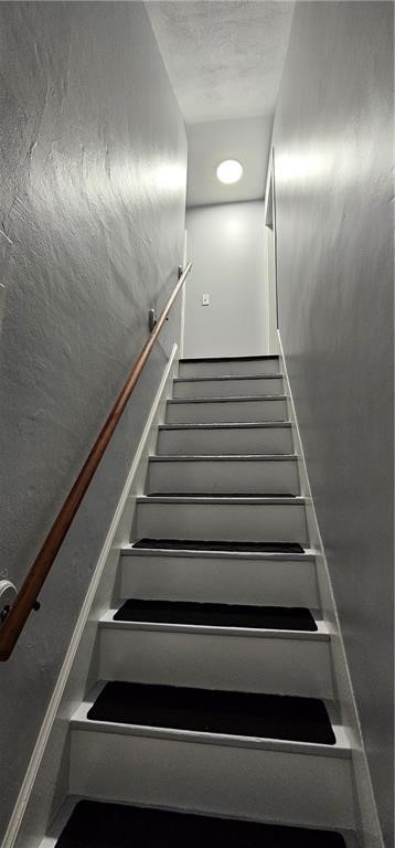 71 Aylsworth Avenue Woonsocket, RI 02895 - Photo 17 of 32