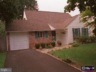 47 Hawk Road Levittown, PA 19056 - Photo 1 of 1 Gallery Image 1