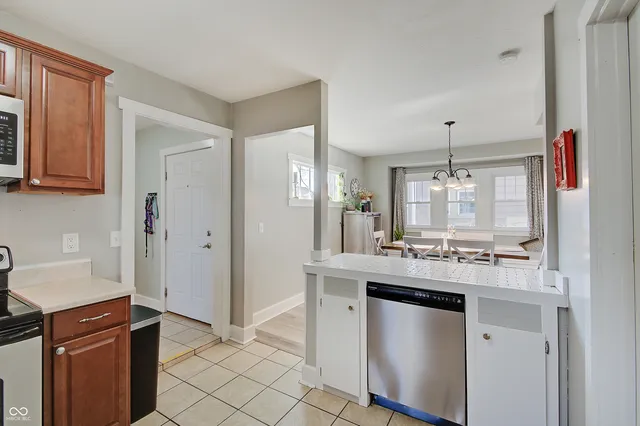 $264,900 | 611 East 30th Street, Indianapolis, IN 46205