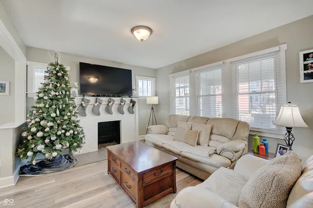 $264,900 | 611 East 30th Street, Indianapolis, IN 46205