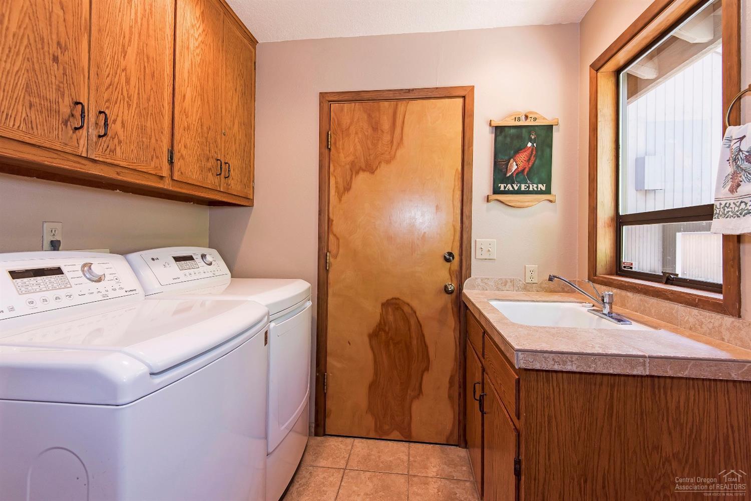 70933 Chicory, Unit B 25 Black Butte Ranch, OR 97759 - Photo 17 of 22 Gallery Image 17