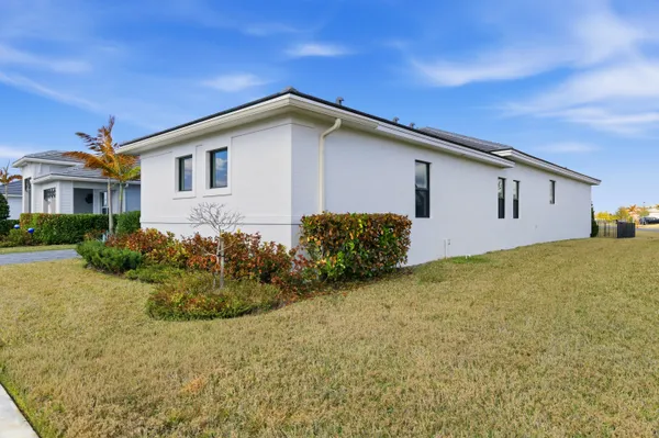 $847,000 | 10212 Southwest Latium Way, Port St. Lucie, FL 34987