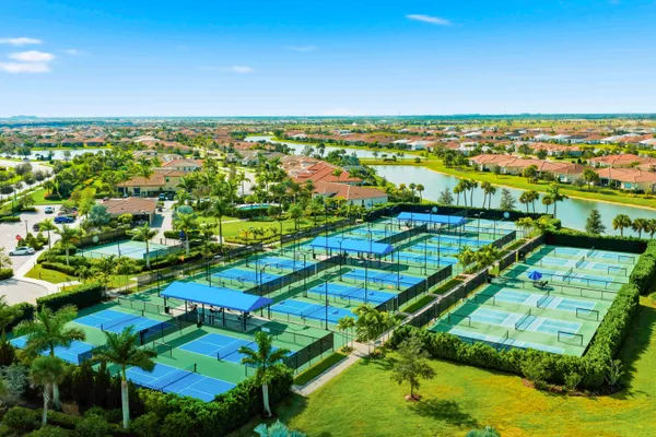 $847,000 | 10212 Southwest Latium Way, Port St. Lucie, FL 34987