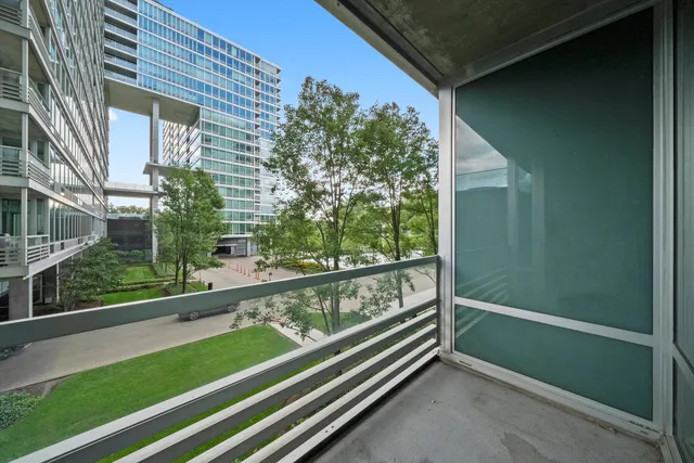 a view of outdoor space