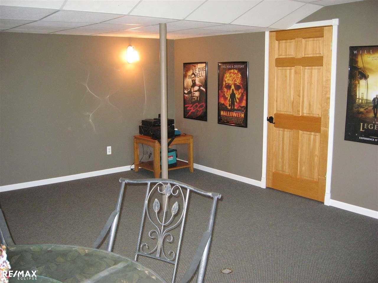 14890 Almont Road Allenton, MI 48002 - Photo 20 of 23 50013680-19.JPG