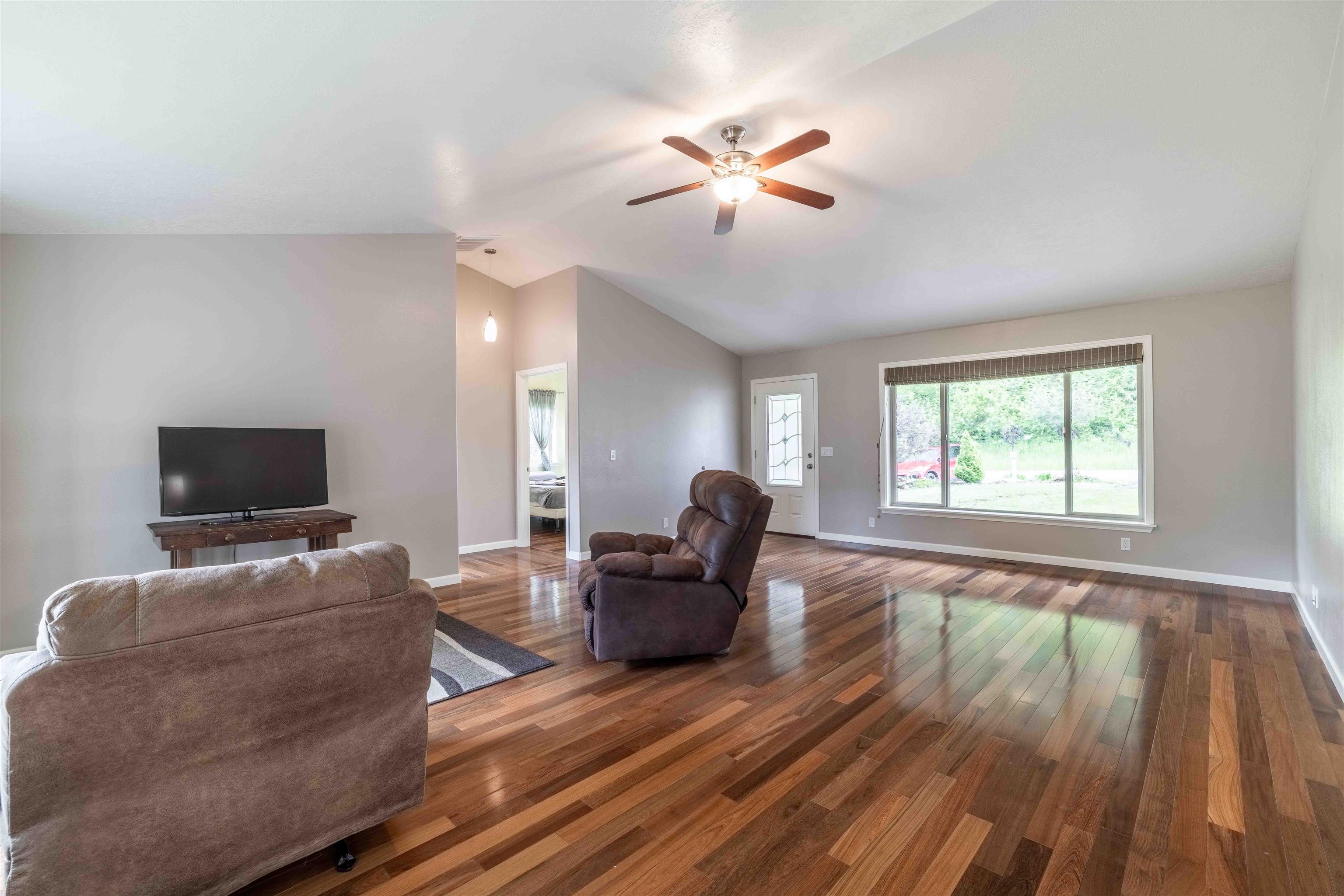 628 North Riley Crk Road Laclede, ID 83841 - Photo 4 of 42 Gallery Image 4