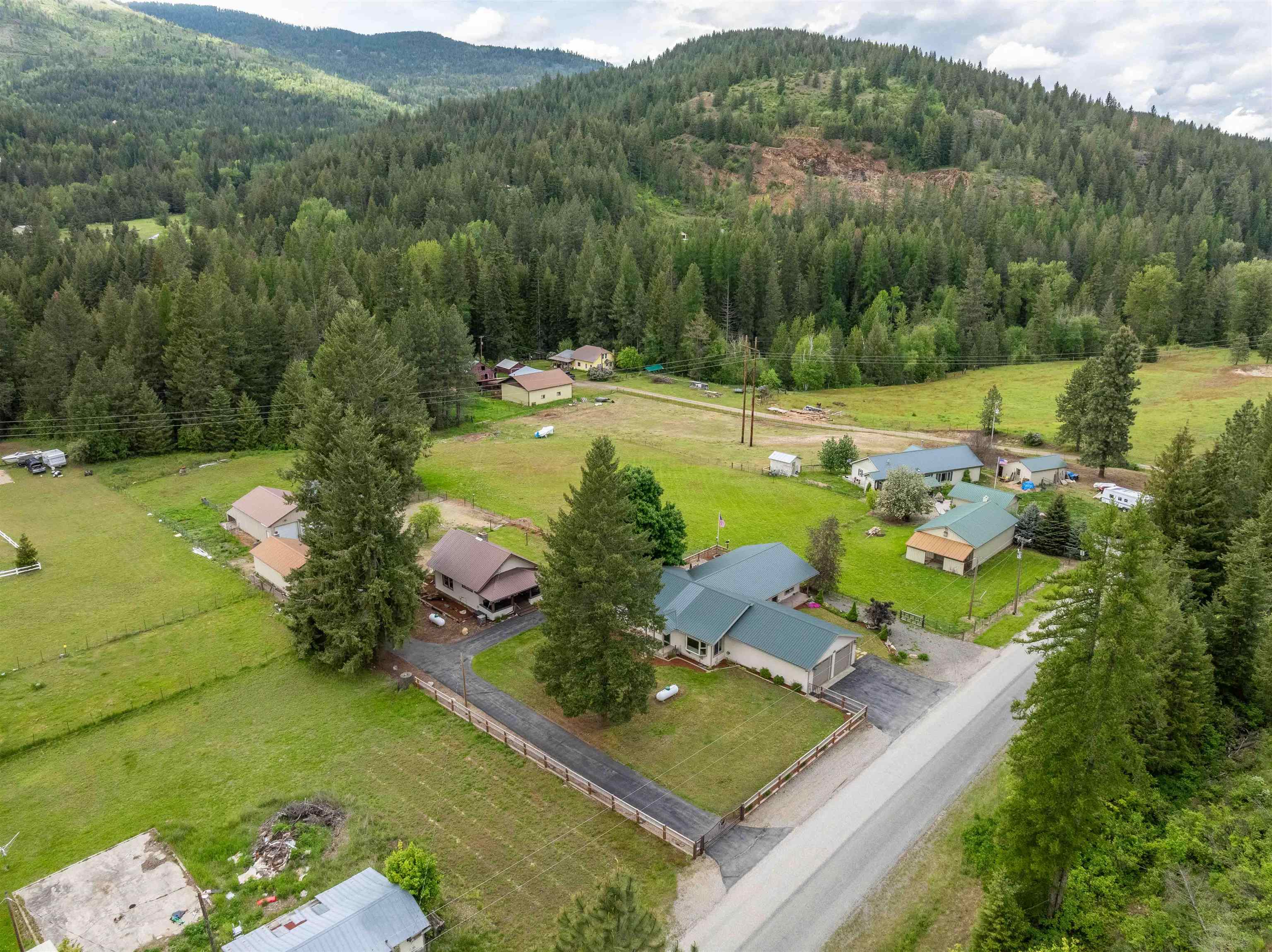 628 North Riley Crk Road Laclede, ID 83841 - Photo 41 of 42 Gallery Image 41