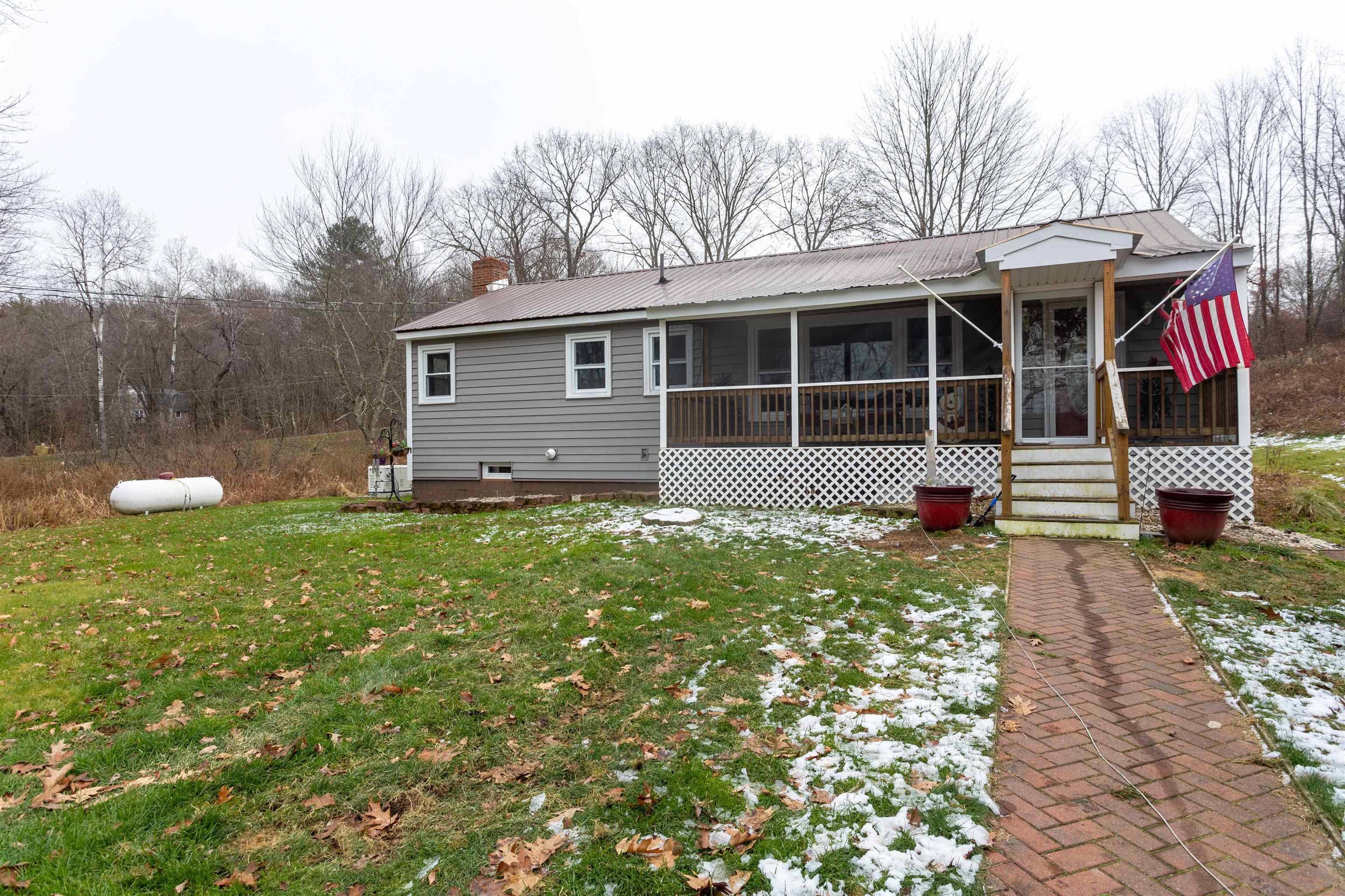 17 Mill Road Derry, NH 03038 - Photo 1 of 26