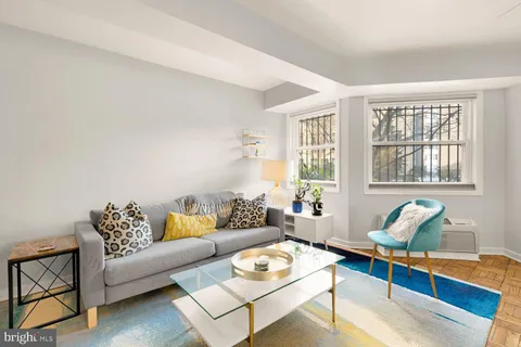 $280,000 | 1801 Clydesdale Place Northwest, Unit 222, Washington, DC 20009