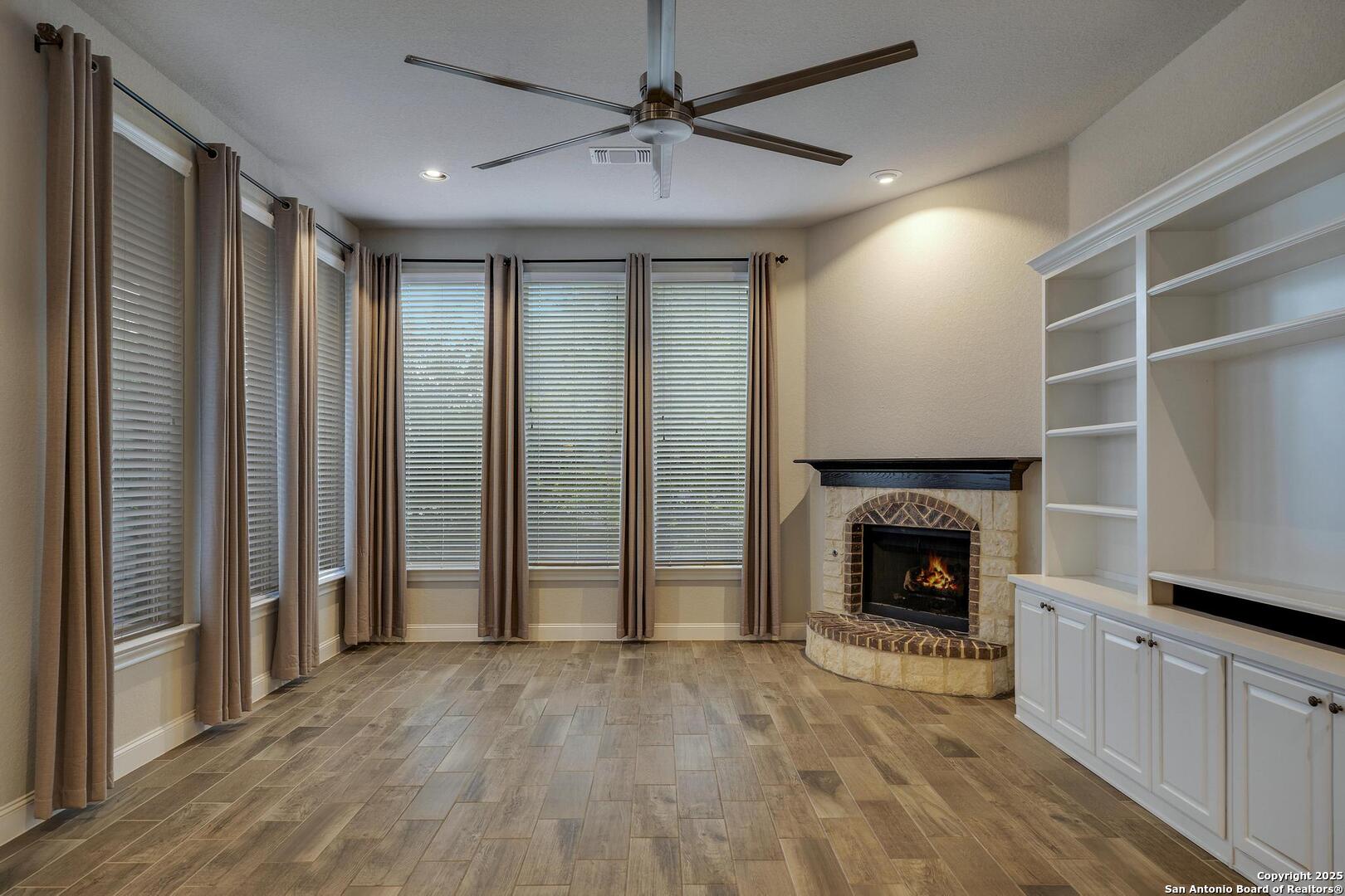 28936 Stevenson Gate Fair Oaks Ranch, TX 78015 - Photo 15 of 34