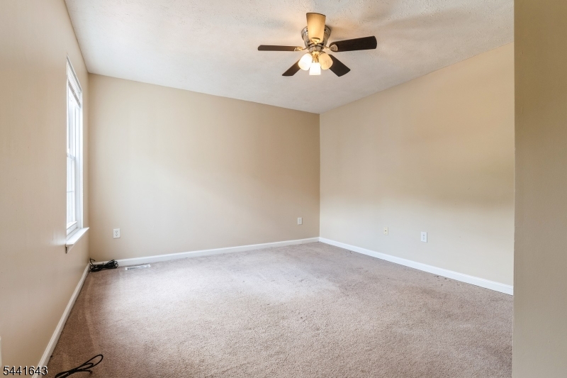7 Sloop Square Freehold, NJ 07728 - Photo 14 of 30 Gallery Image 14