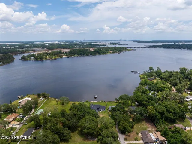 $490,000 | 8063 Appian Way, Jacksonville, FL 32208