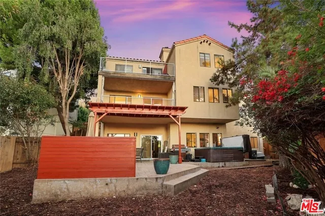 $7,200 | 728 Montecito Drive, Los Angeles, CA 90031