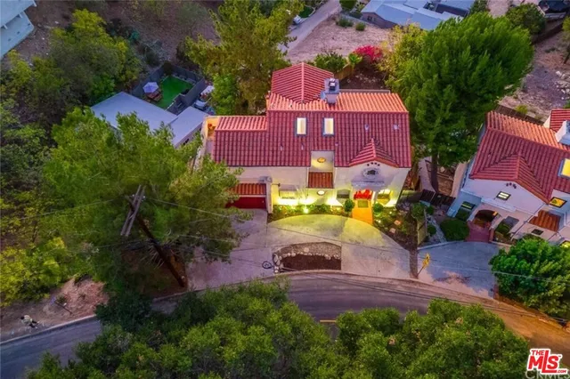 $7,200 | 728 Montecito Drive, Los Angeles, CA 90031