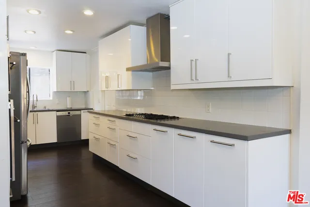 $7,200 | 728 Montecito Drive, Los Angeles, CA 90031