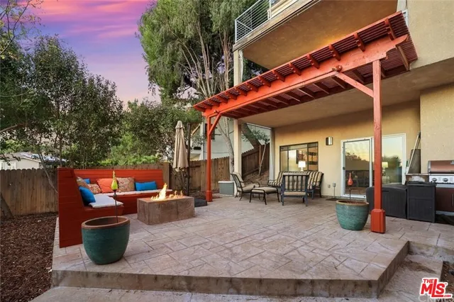 $7,200 | 728 Montecito Drive, Los Angeles, CA 90031