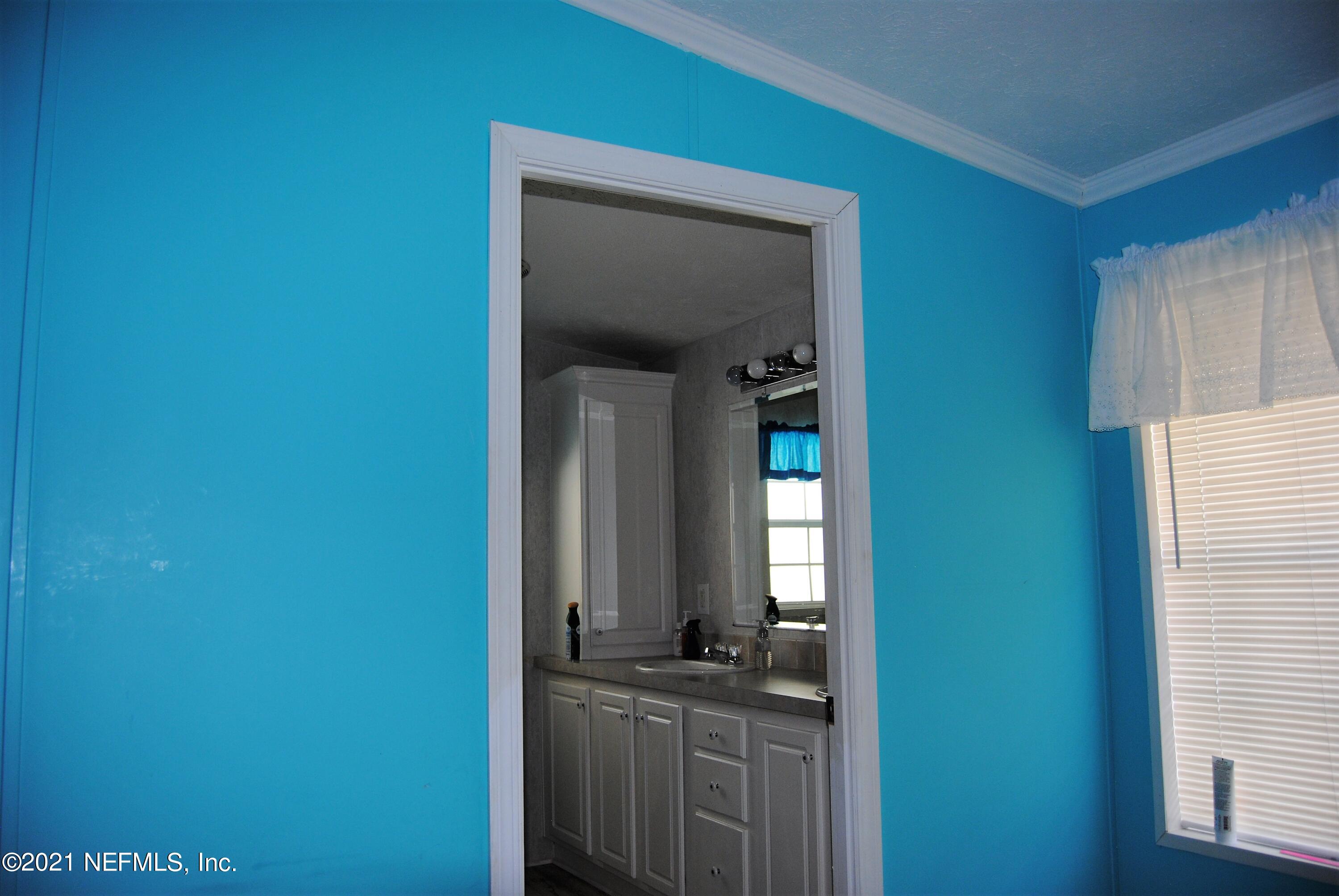 129 Creekside Road Satsuma, FL 32189 - Photo 11 of 37 DSC_0385