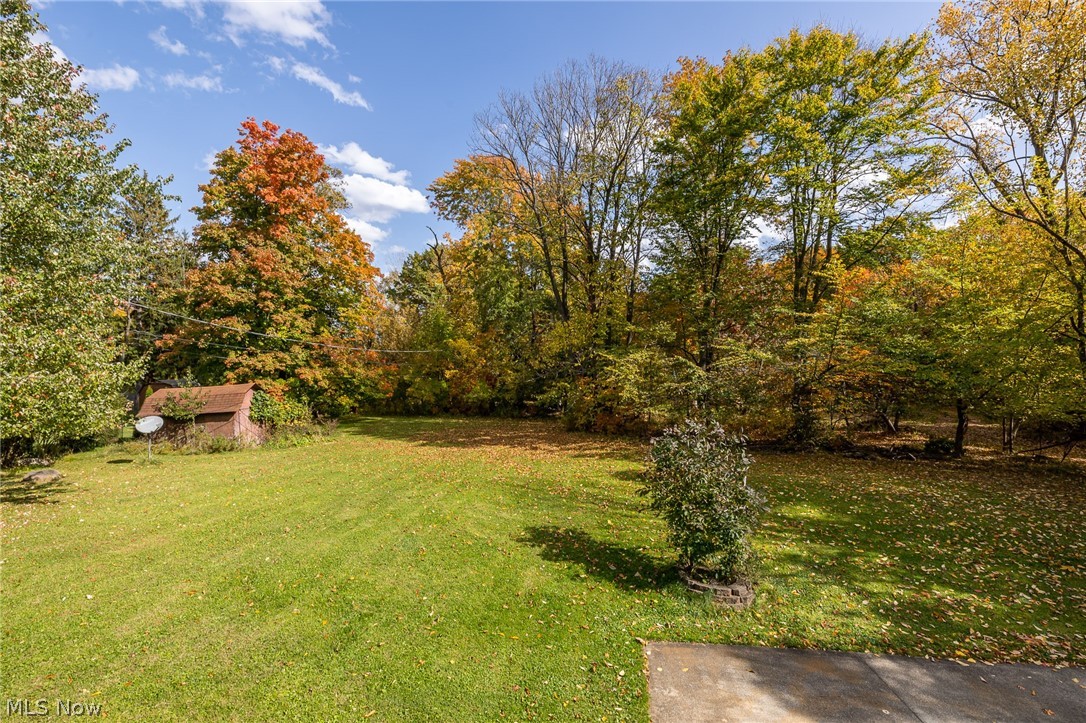 18097 Howe Road Strongsville, OH 44136 - Photo 22 of 23