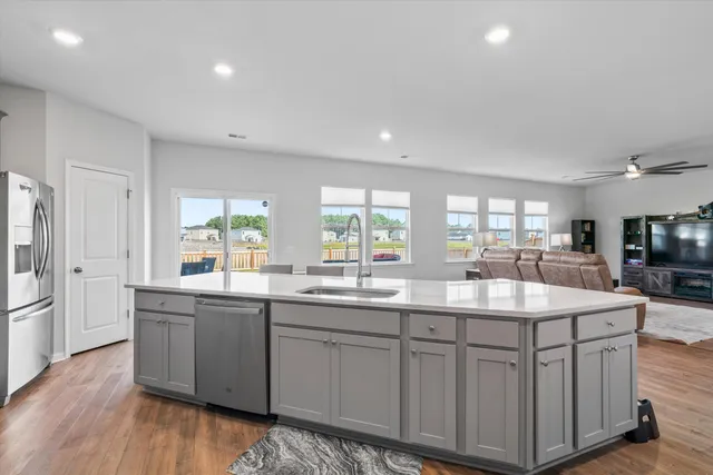 $440,000 | 715 Squire Pope Road, Summerville, SC 29486