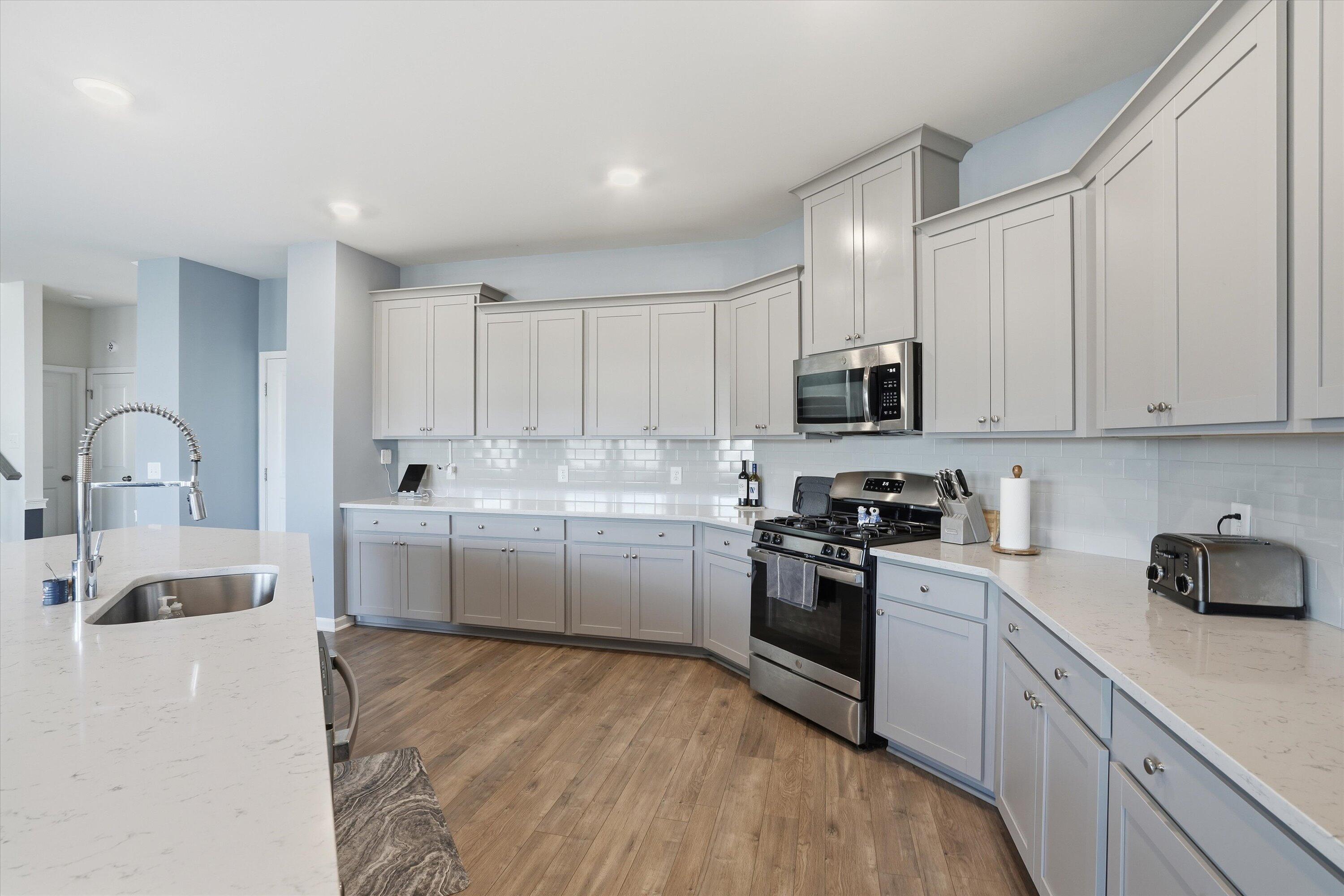 715 Squire Pope Road Summerville, SC 29486 - Photo 12 of 40 Chef's Dream