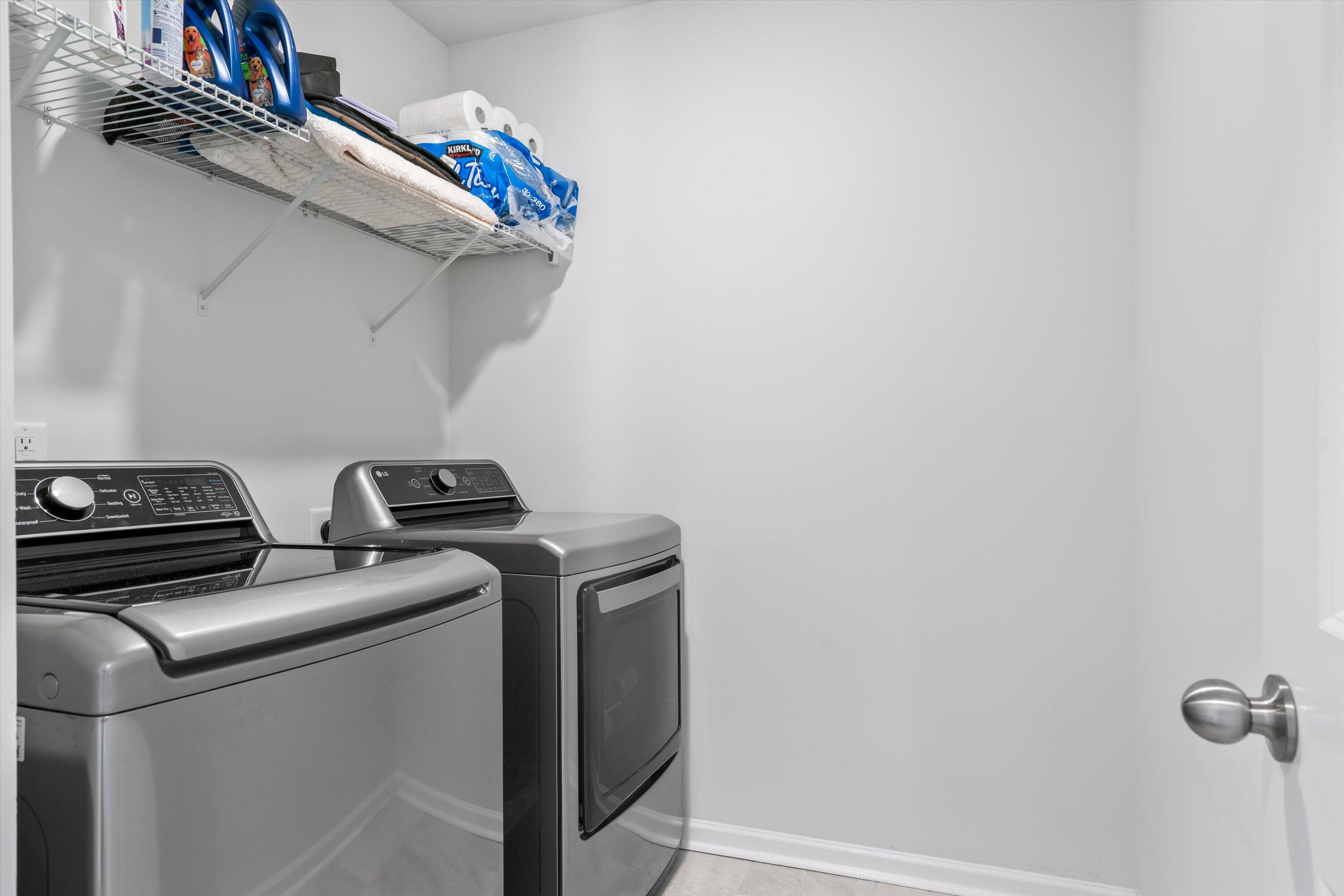 715 Squire Pope Road Summerville, SC 29486 - Photo 24 of 37 Laundry