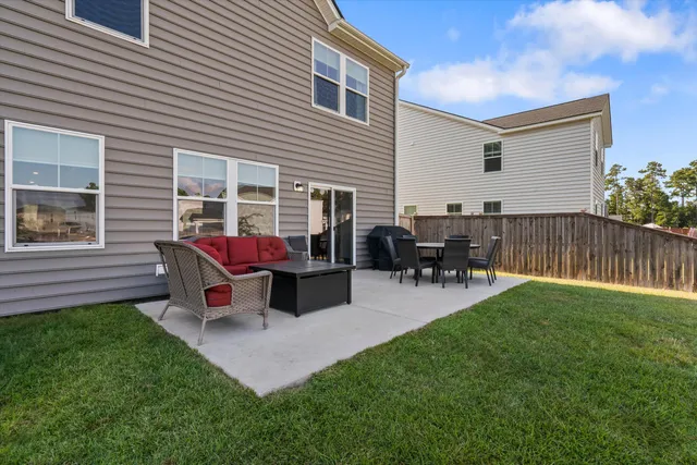 $440,000 | 715 Squire Pope Road, Summerville, SC 29486