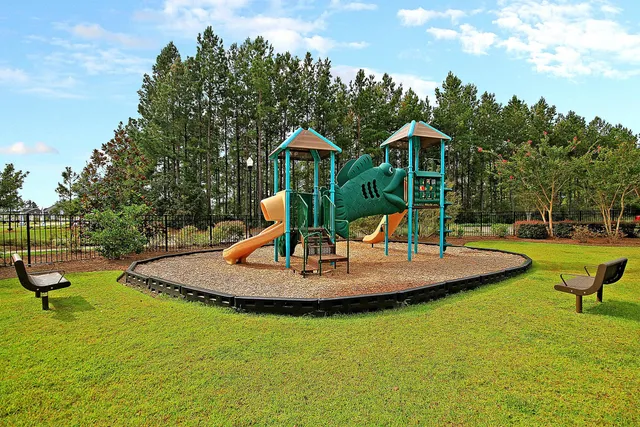 $440,000 | 715 Squire Pope Road, Summerville, SC 29486