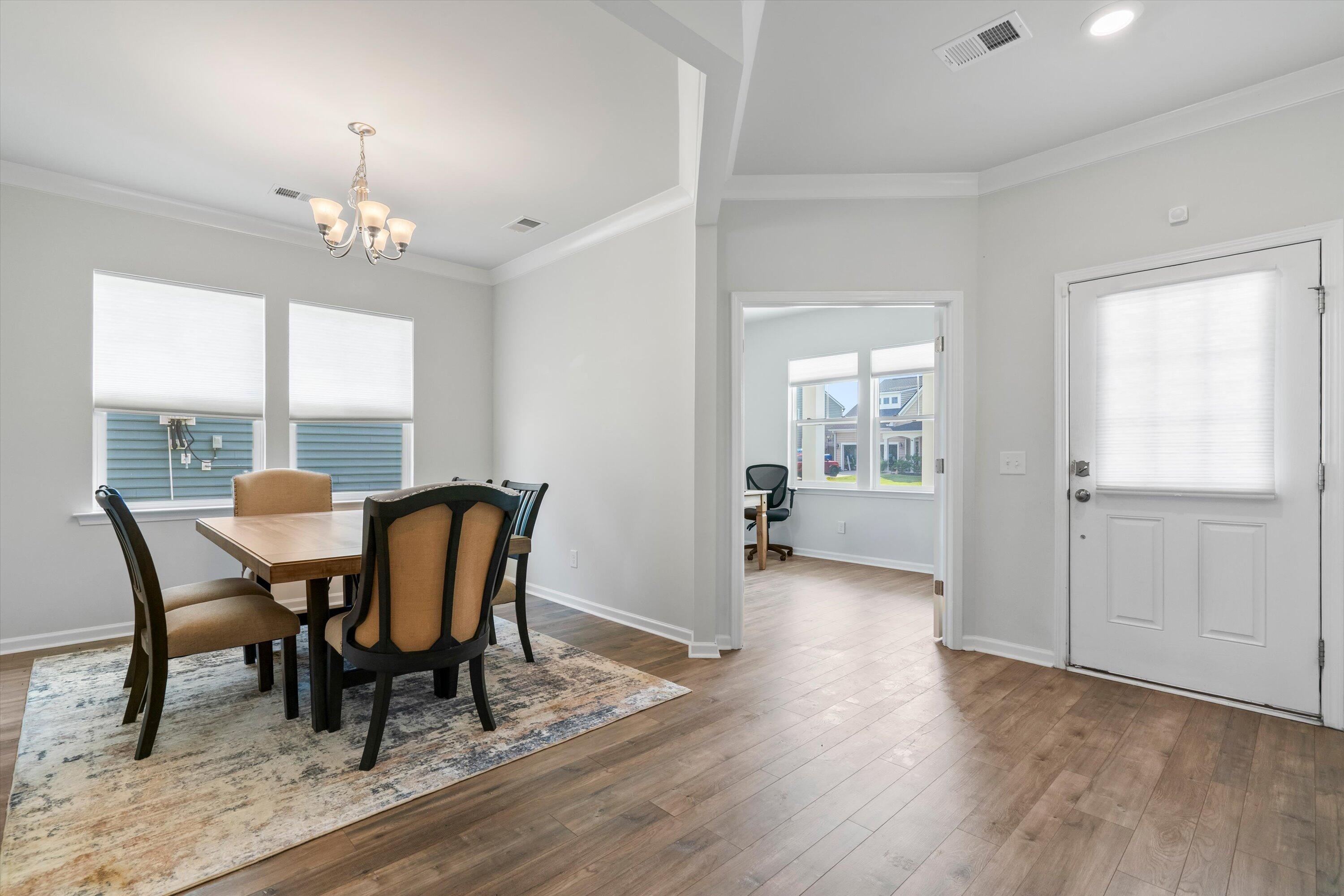 715 Squire Pope Road Summerville, SC 29486 - Photo 5 of 37 Dining