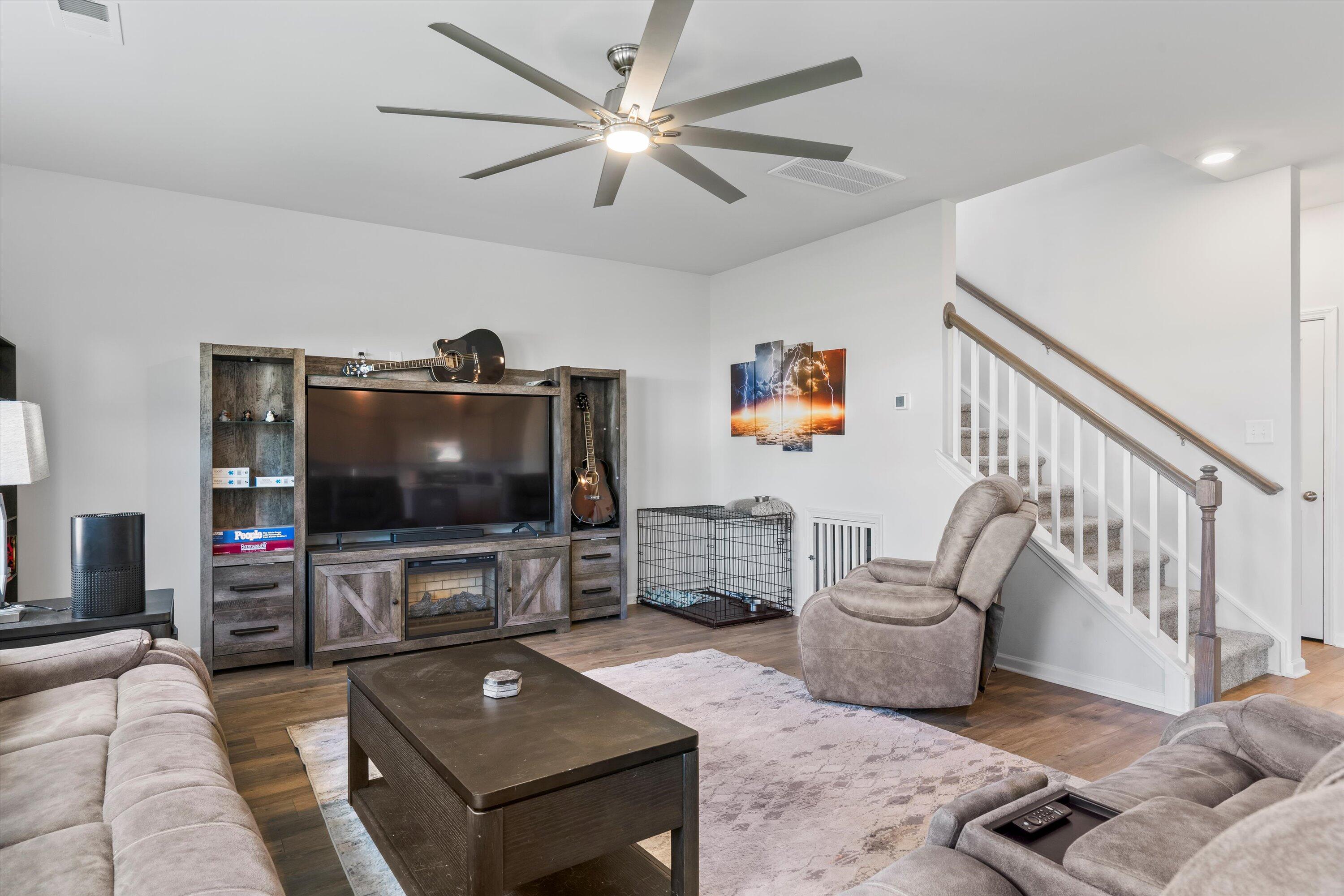 715 Squire Pope Road Summerville, SC 29486 - Photo 6 of 37 Great Room