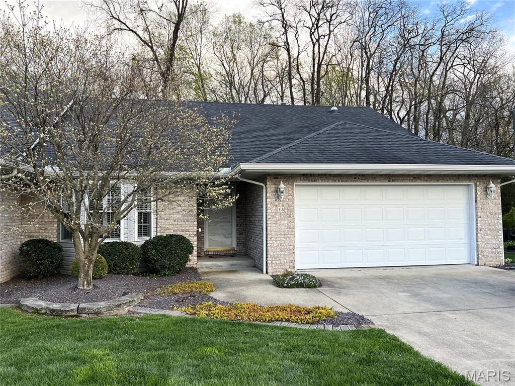 38 Kingston Road Collinsville, IL 62234 - Photo 1 of 34 Gallery Image 1