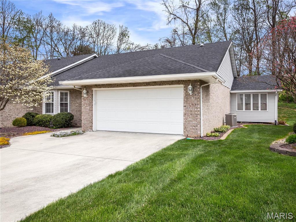 38 Kingston Road Collinsville, IL 62234 - Photo 3 of 34 Gallery Image 3