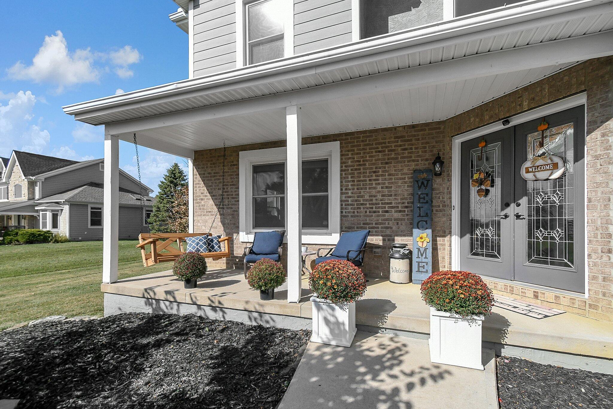 3620 Hyatts Road Powell, OH 43065 - Photo 4 of 54 Lovely front porch!