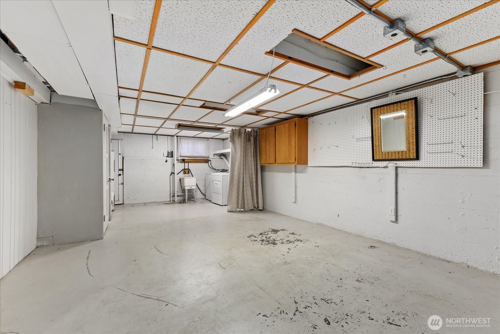 2515 27th Avenue West Seattle, WA 98199 - Photo 28 of 39