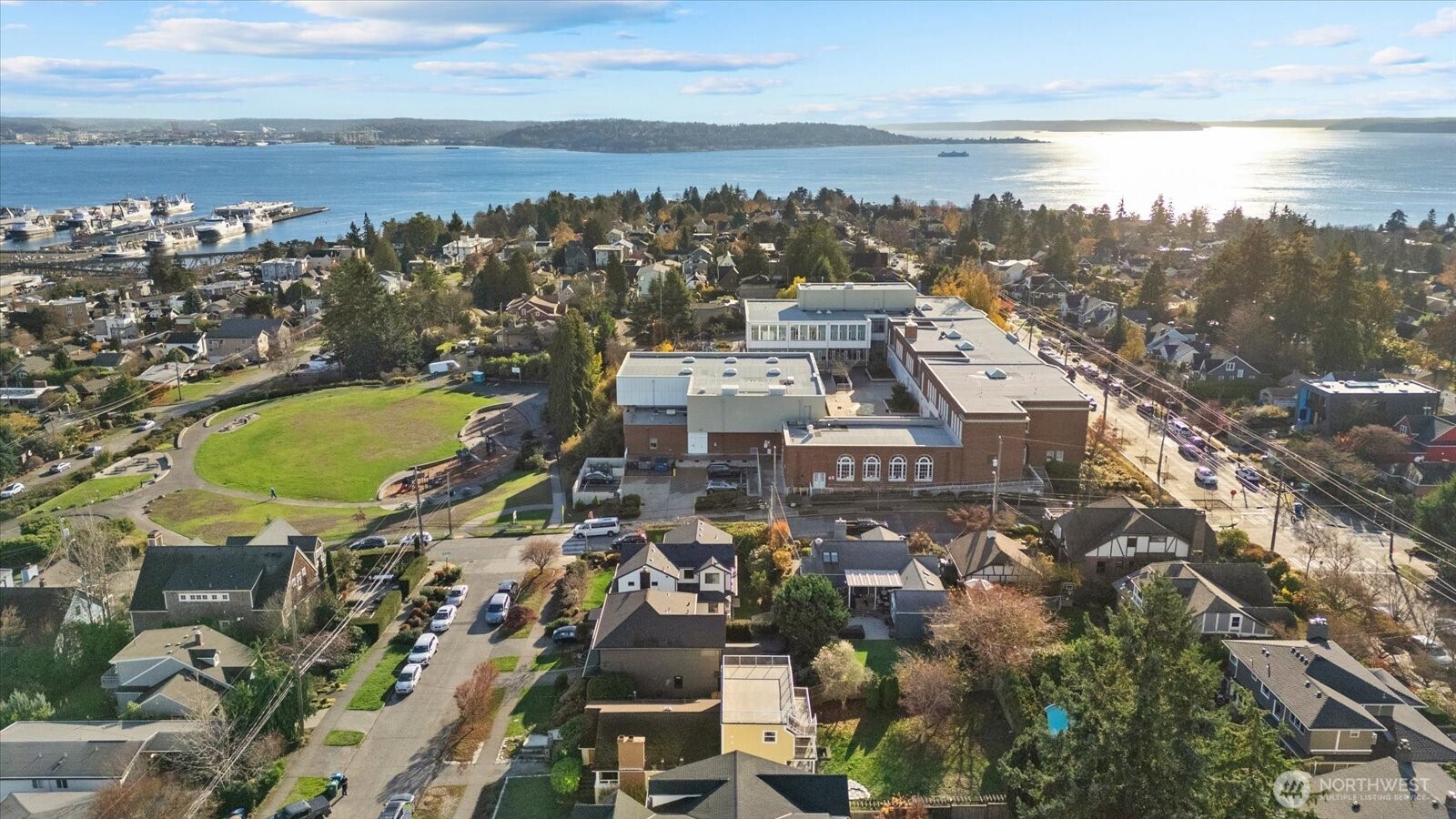 2515 27th Avenue West Seattle, WA 98199 - Photo 38 of 39