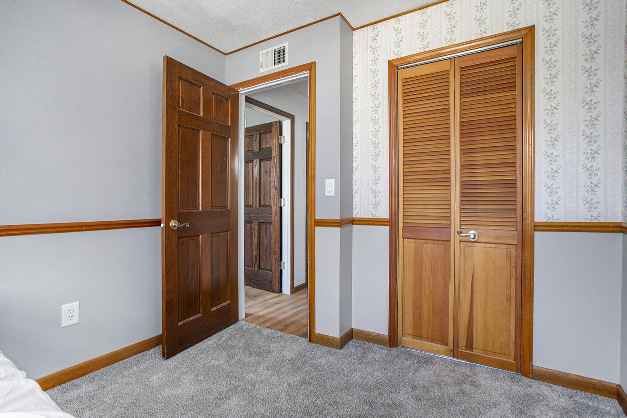 601 Clark Road Ceresco, MI 49033 - Photo 16 of 31 Bedroom #3