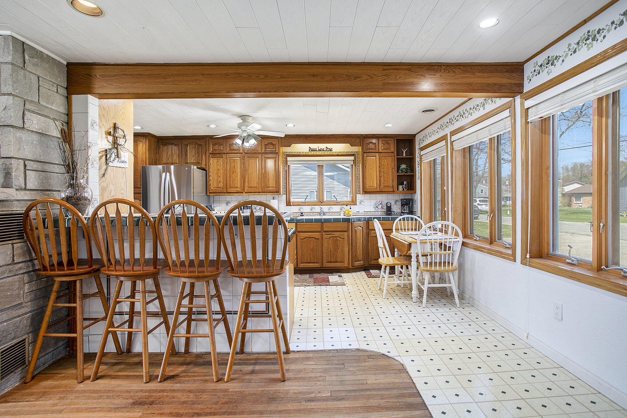601 Clark Road Ceresco, MI 49033 - Photo 7 of 31 Eating Area