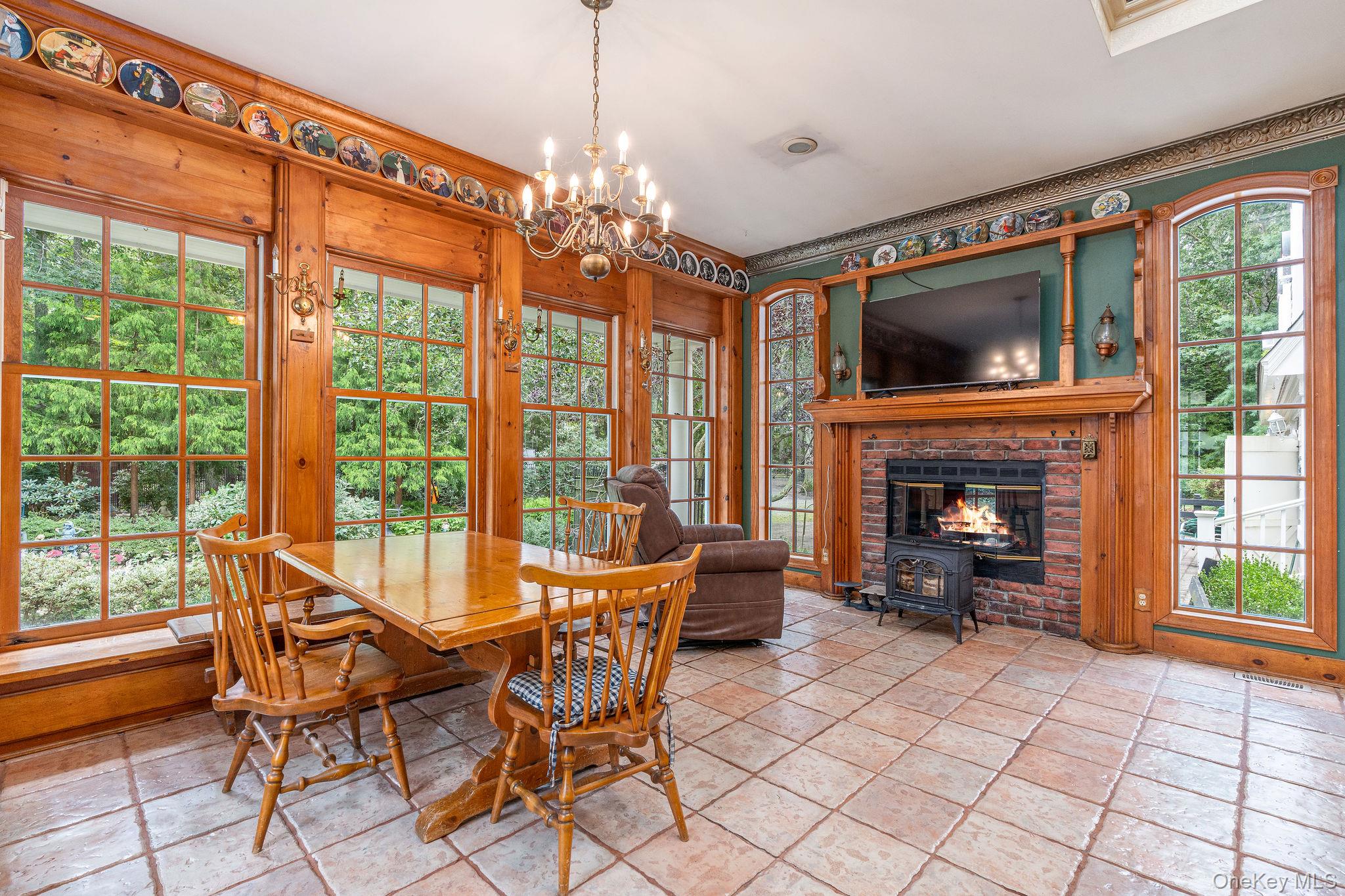 9680 North Bayview Road Southold, NY 11971 - Photo 10 of 31 Gallery Image 10