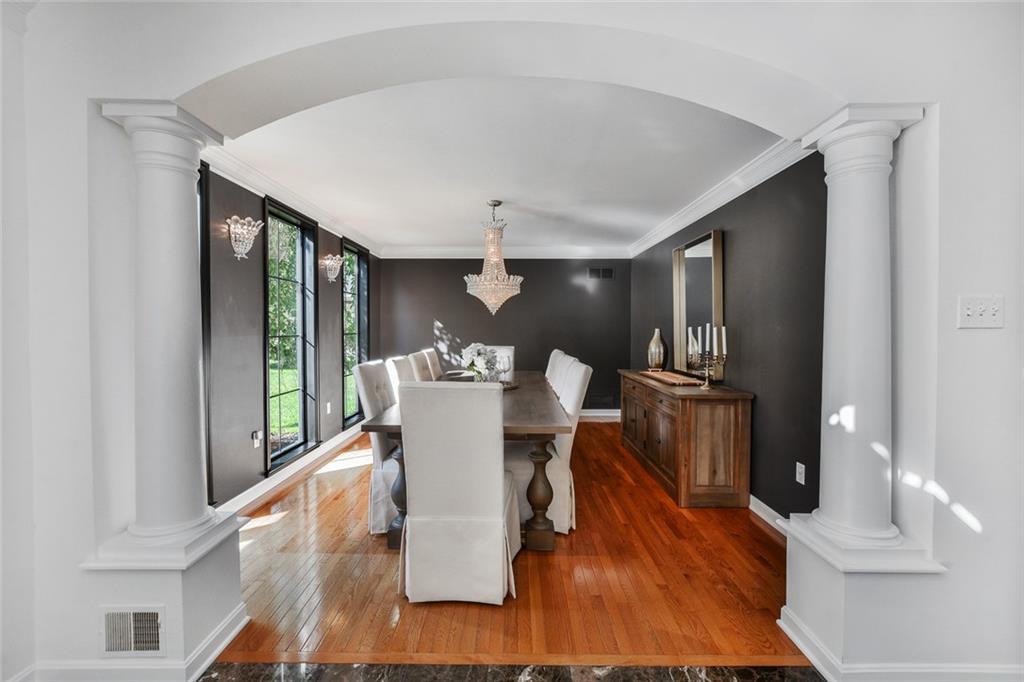 450 McKinney Road Wexford, PA 15090 - Photo 11 of 25 Dinning room perfect for entertaining!