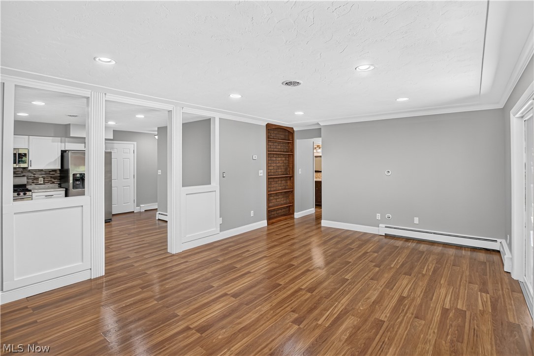 20495 Lunn Road Strongsville, OH 44149 - Photo 9 of 38
