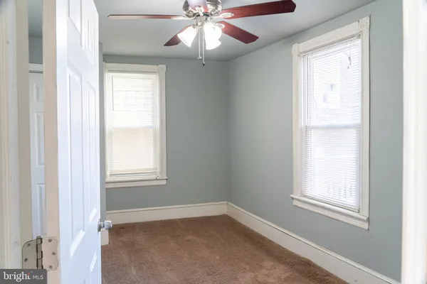 $1,400 | 26 Pitman Avenue, Pitman, NJ 08071