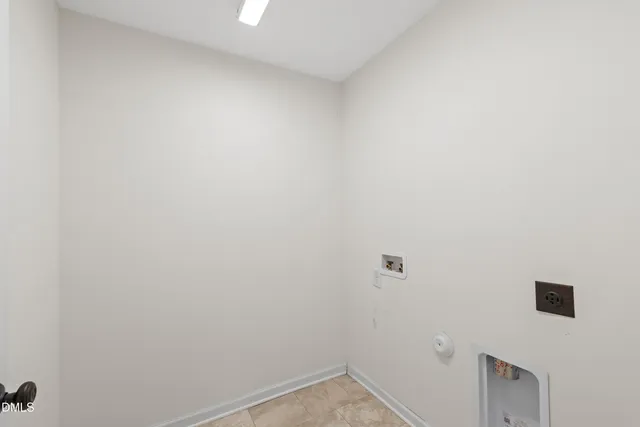 $309,000 | 102 Lakeview Drive, Four Oaks, NC 27524